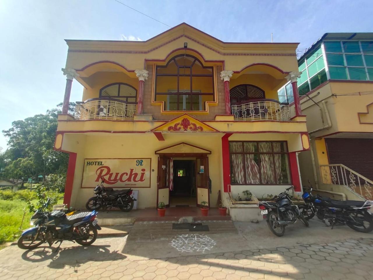 Hotel Ruchi 예르카우드 외부 사진